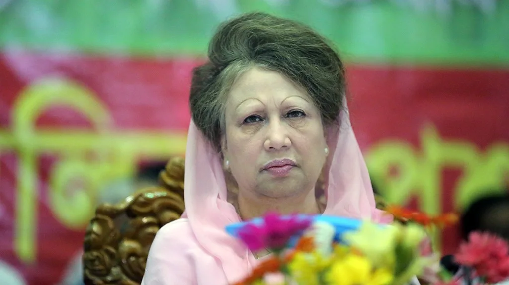 আপিলেও স্থগিত খালেদা জিয়ার ৪ মামলা... আপিলেও স্থগিত খালেদা জিয়ার ৪ মামলা...