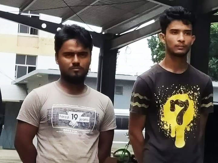 নোয়াখালীর বেগমগঞ্জে গৃহবধূ নির্যাতনের ঘটনায় অস্ত্রসহ দেলোয়ার ও বাদল গ্রেফতার...